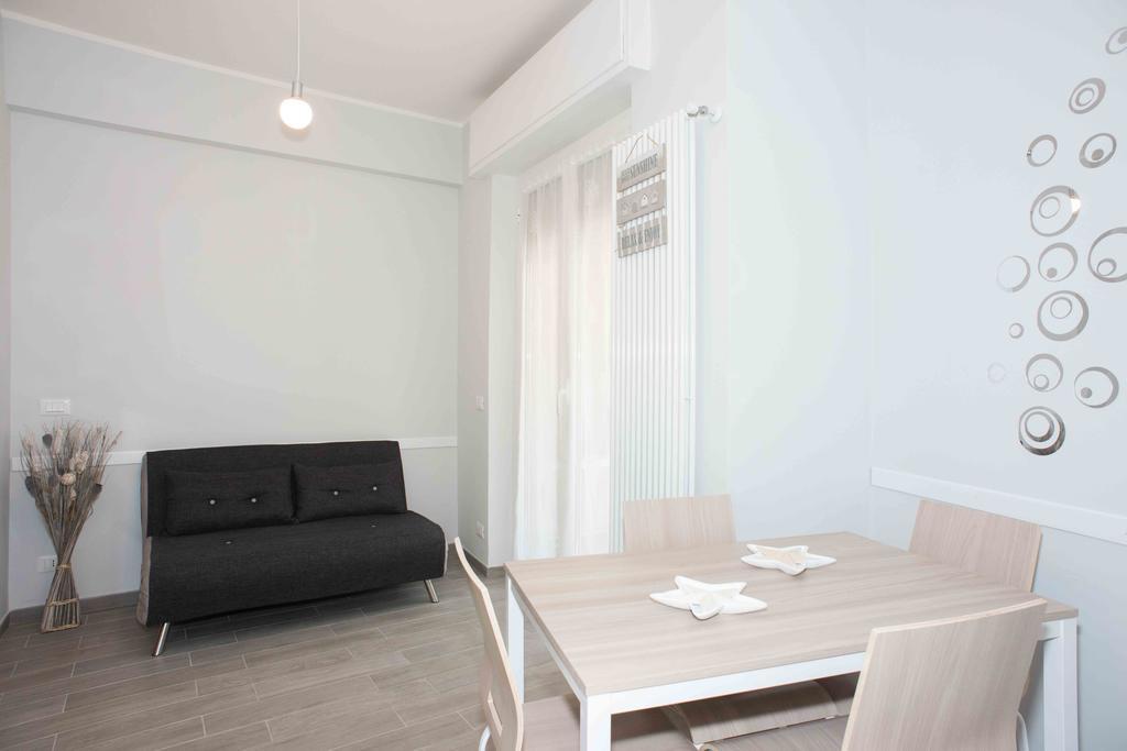 Le 3B - Finalpia Apartment Finale Ligure Exterior photo